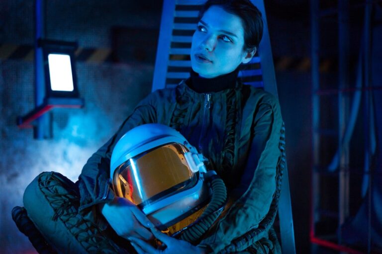 pexels-mikhail-nilov-7672249-min